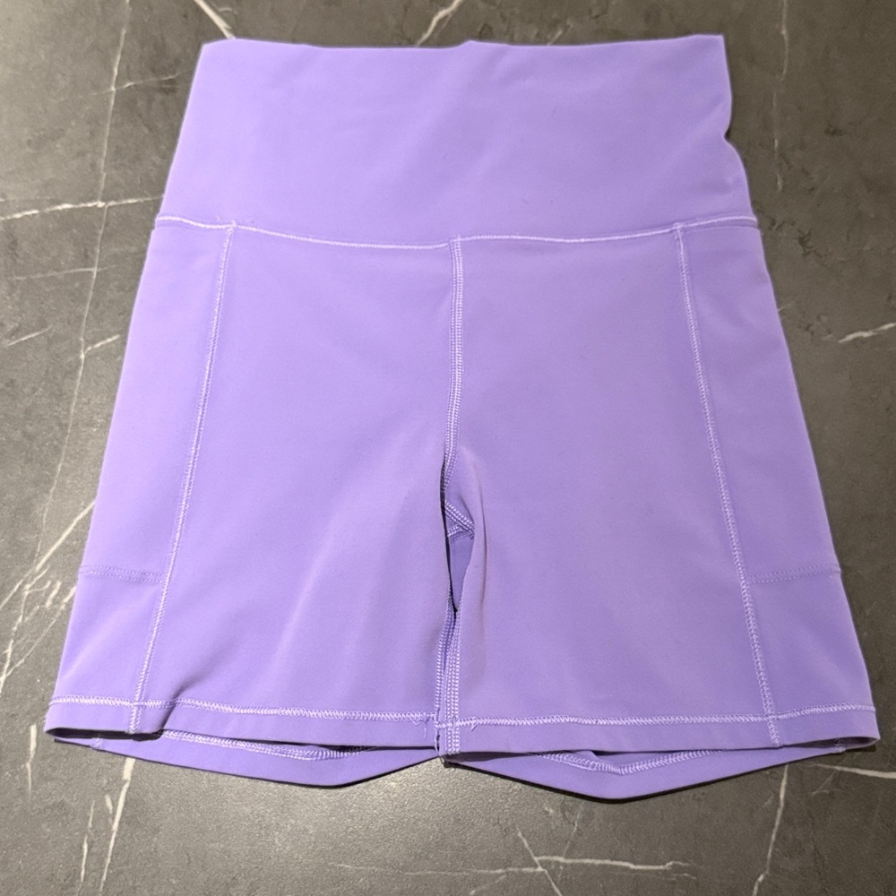 Vuori Studio Pocket Shorts